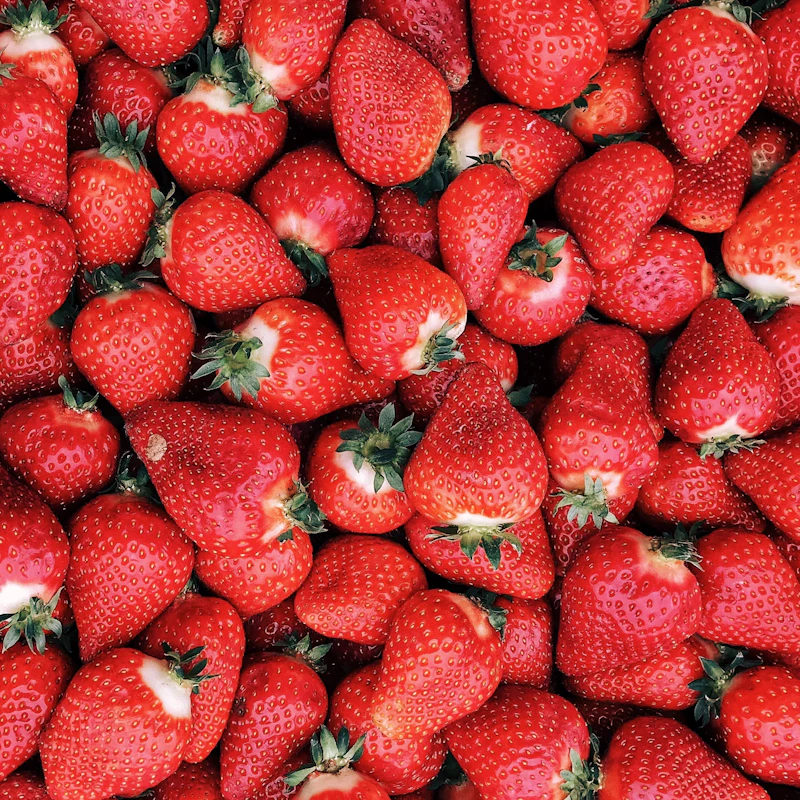 Sweet Strawberries Family Pack 2 lb β Fresh Produce at Peasley Store